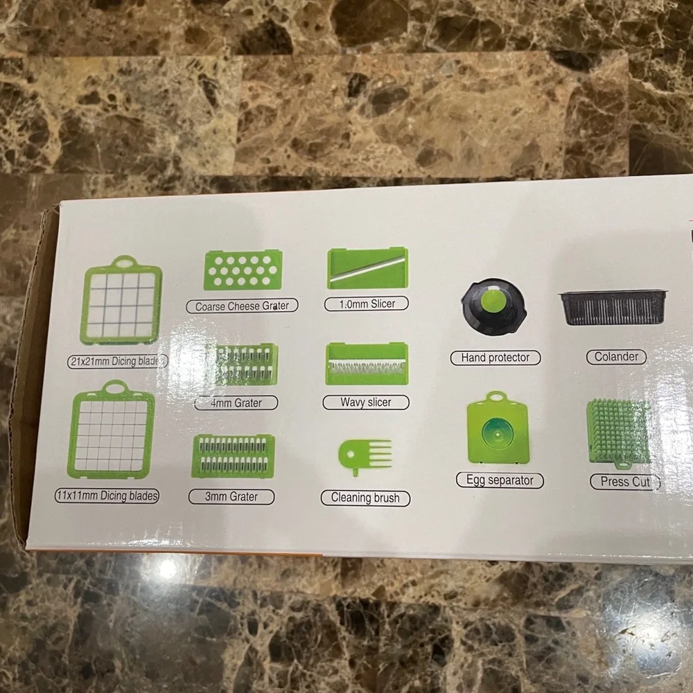 Veggie Slicer - Green/Black